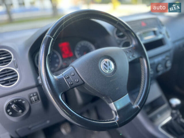 Фольксваген Гольф Плюс 2008 в Черкассах на Automoto.ua Серый Фольксваген Гольф Плюс, объемом двигателя 1.4 л и пробегом 238 тыс. км за 6599 $, фото 40 на Automoto.ua