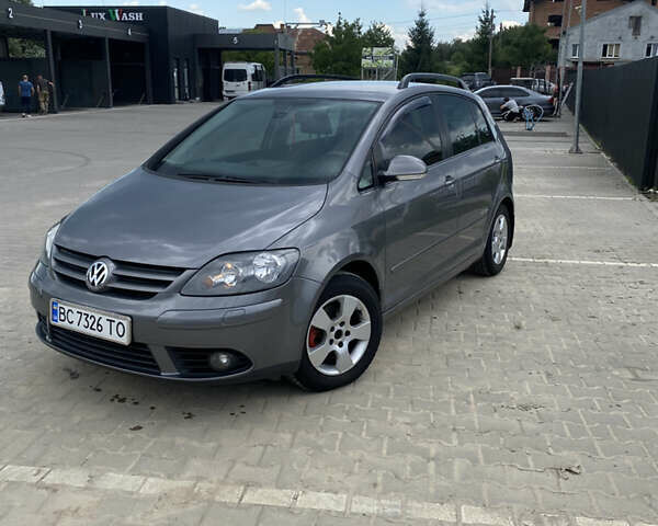 Сірий Фольксваген Golf Plus, об'ємом двигуна 1.4 л та пробігом 231 тис. км за 6600 $, фото 8 на Automoto.ua