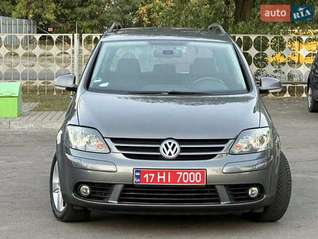 Серый Фольксваген Гольф Плюс, объемом двигателя 0 л и пробегом 221 тыс. км за 6300 $, фото 4 на Automoto.ua
