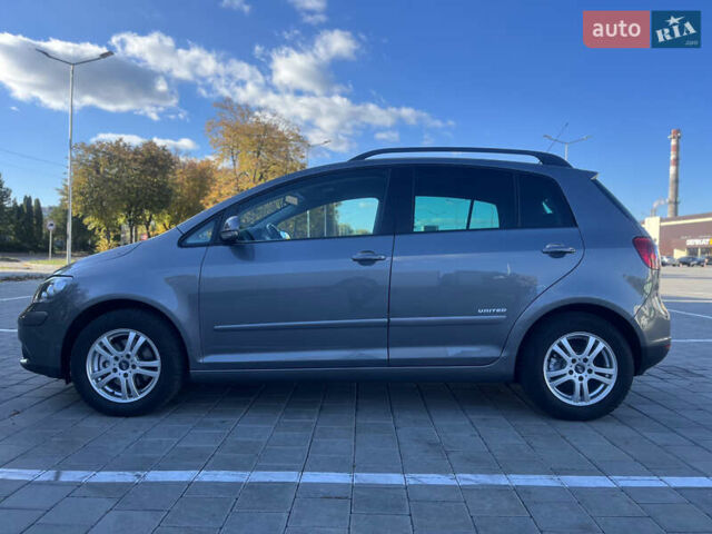 Фольксваген Гольф Плюс 2008 в Черкассах на Automoto.ua Серый Фольксваген Гольф Плюс, объемом двигателя 1.4 л и пробегом 238 тыс. км за 6599 $, фото 4 на Automoto.ua