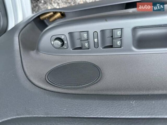 Серый Фольксваген Гольф Плюс, объемом двигателя 1.6 л и пробегом 189 тыс. км за 8400 $, фото 23 на Automoto.ua