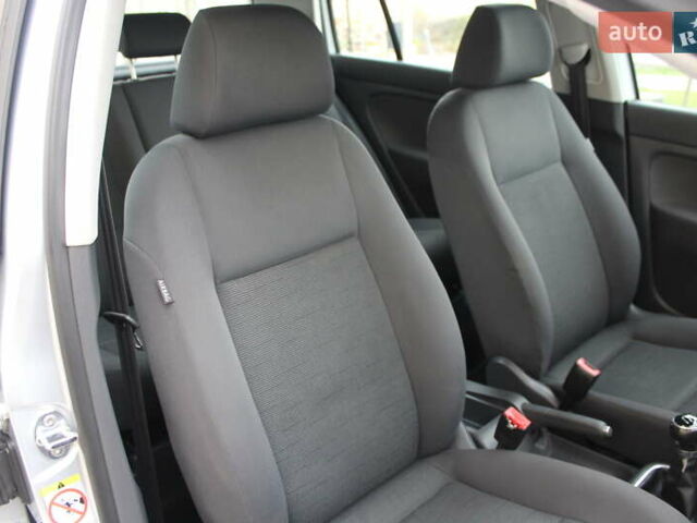 Фольксваген Гольф Плюс 2008 в Трускавце на Automoto.ua Серый Фольксваген Гольф Плюс, объемом двигателя 1.6 л и пробегом 195 тыс. км за 6790 $, фото 102 на Automoto.ua