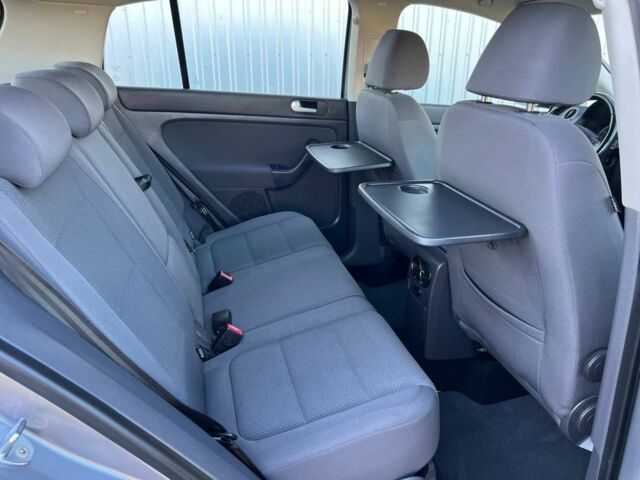 Сірий Фольксваген Golf Plus, об'ємом двигуна 1.4 л та пробігом 137 тис. км за 7950 $, фото 11 на Automoto.ua