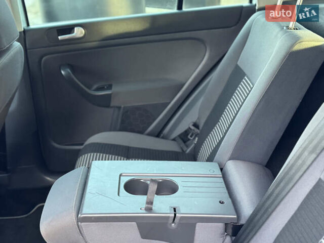 Серый Фольксваген Гольф Плюс, объемом двигателя 0 л и пробегом 166 тыс. км за 5800 $, фото 50 на Automoto.ua