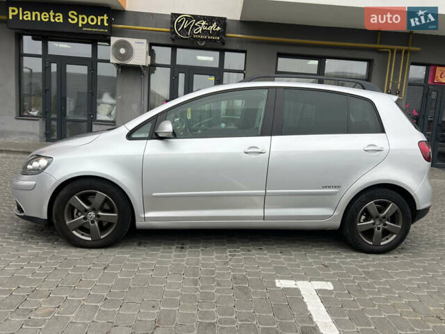 Серый Фольксваген Гольф Плюс, объемом двигателя 1.4 л и пробегом 226 тыс. км за 5400 $, фото 3 на Automoto.ua