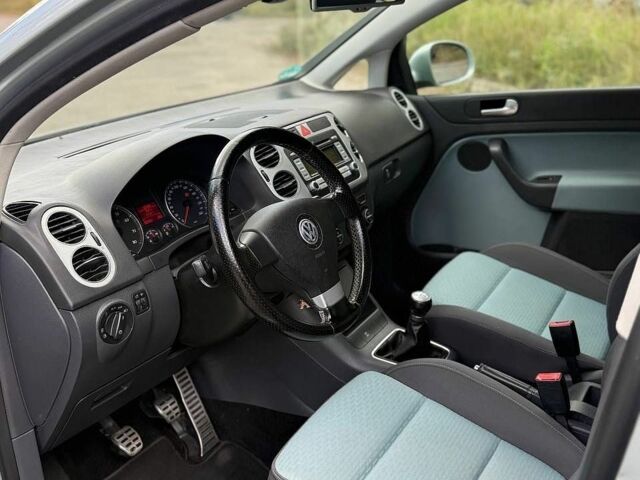 Сірий Фольксваген Golf Plus, об'ємом двигуна 1.6 л та пробігом 224 тис. км за 6950 $, фото 7 на Automoto.ua