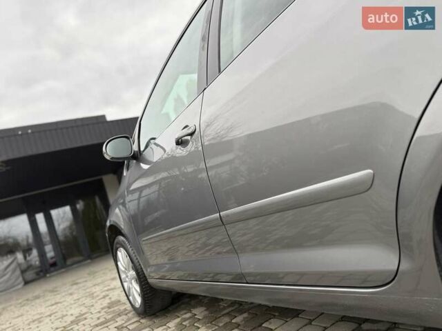 Серый Фольксваген Гольф Плюс, объемом двигателя 1.4 л и пробегом 155 тыс. км за 5700 $, фото 30 на Automoto.ua