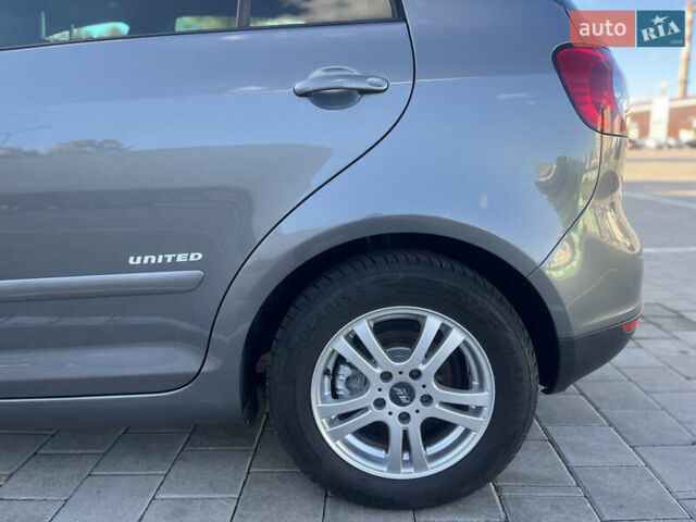 Фольксваген Гольф Плюс 2008 в Черкассах на Automoto.ua Серый Фольксваген Гольф Плюс, объемом двигателя 1.4 л и пробегом 238 тыс. км за 6599 $, фото 24 на Automoto.ua