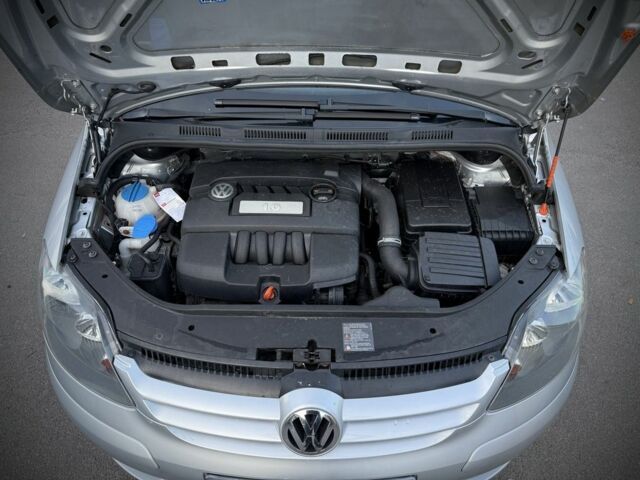 Сірий Фольксваген Golf Plus, об'ємом двигуна 1.6 л та пробігом 237 тис. км за 6999 $, фото 22 на Automoto.ua