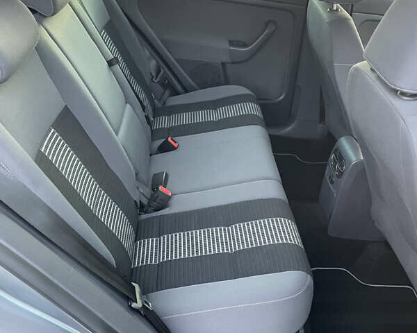 Серый Фольксваген Гольф Плюс, объемом двигателя 1.4 л и пробегом 217 тыс. км за 6200 $, фото 16 на Automoto.ua