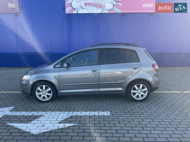 Серый Фольксваген Гольф Плюс, объемом двигателя 1.4 л и пробегом 174 тыс. км за 6150 $, фото 7 на Automoto.ua