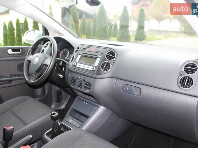 Фольксваген Гольф Плюс 2008 в Трускавце на Automoto.ua Серый Фольксваген Гольф Плюс, объемом двигателя 1.6 л и пробегом 195 тыс. км за 6790 $, фото 95 на Automoto.ua