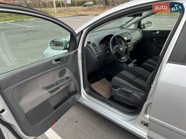 Сірий Фольксваген Golf Plus, об'ємом двигуна 1.4 л та пробігом 183 тис. км за 7899 $, фото 12 на Automoto.ua