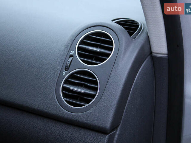 Серый Фольксваген Гольф Плюс, объемом двигателя 1.6 л и пробегом 189 тыс. км за 7800 $, фото 52 на Automoto.ua