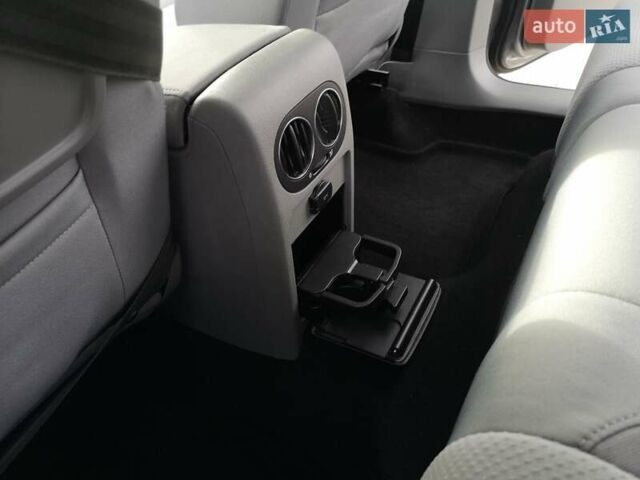 Серый Фольксваген Гольф Плюс, объемом двигателя 0 л и пробегом 178 тыс. км за 7500 $, фото 6 на Automoto.ua