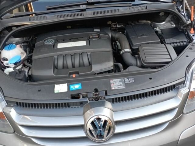 Сірий Фольксваген Golf Plus, об'ємом двигуна 0 л та пробігом 185 тис. км за 6400 $, фото 3 на Automoto.ua