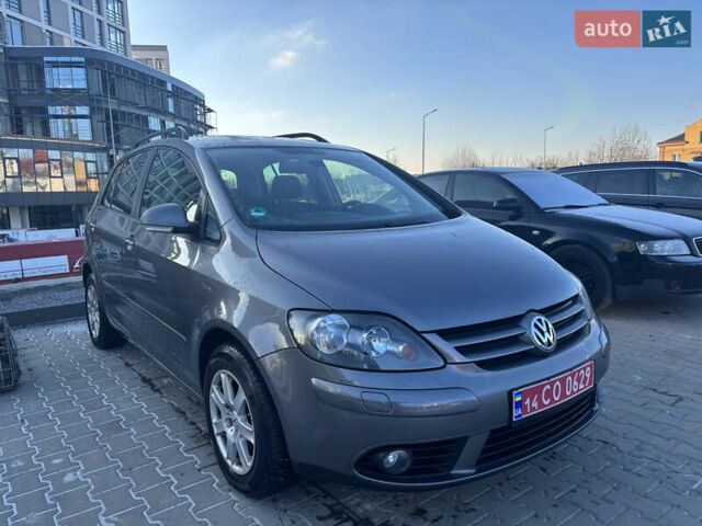 Сірий Фольксваген Golf Plus, об'ємом двигуна 1.4 л та пробігом 170 тис. км за 5700 $, фото 1 на Automoto.ua
