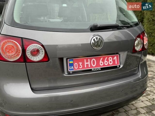 Серый Фольксваген Гольф Плюс, объемом двигателя 1.4 л и пробегом 155 тыс. км за 5700 $, фото 35 на Automoto.ua
