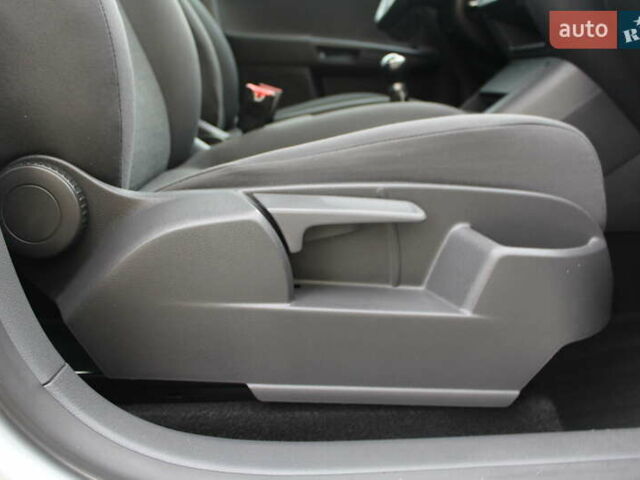 Фольксваген Гольф Плюс 2008 в Трускавце на Automoto.ua Серый Фольксваген Гольф Плюс, объемом двигателя 1.6 л и пробегом 195 тыс. км за 6790 $, фото 104 на Automoto.ua