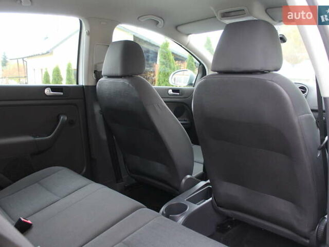 Фольксваген Гольф Плюс 2008 в Трускавце на Automoto.ua Серый Фольксваген Гольф Плюс, объемом двигателя 1.6 л и пробегом 195 тыс. км за 6790 $, фото 91 на Automoto.ua