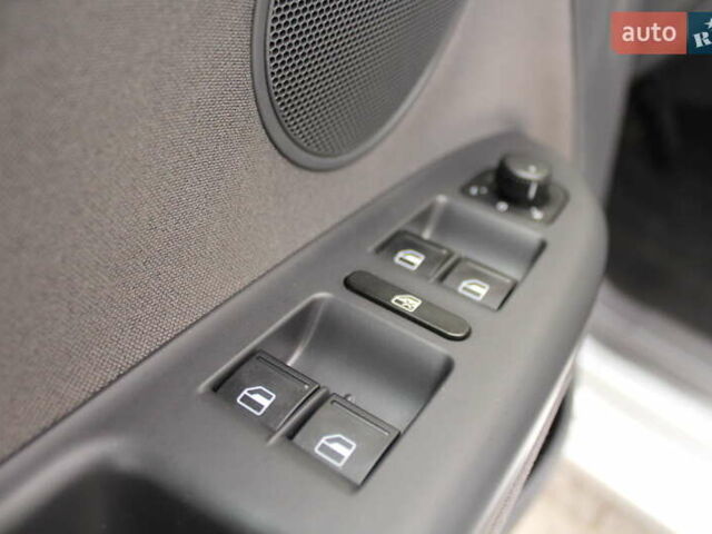 Фольксваген Гольф Плюс 2008 в Трускавце на Automoto.ua Серый Фольксваген Гольф Плюс, объемом двигателя 1.6 л и пробегом 195 тыс. км за 6790 $, фото 64 на Automoto.ua