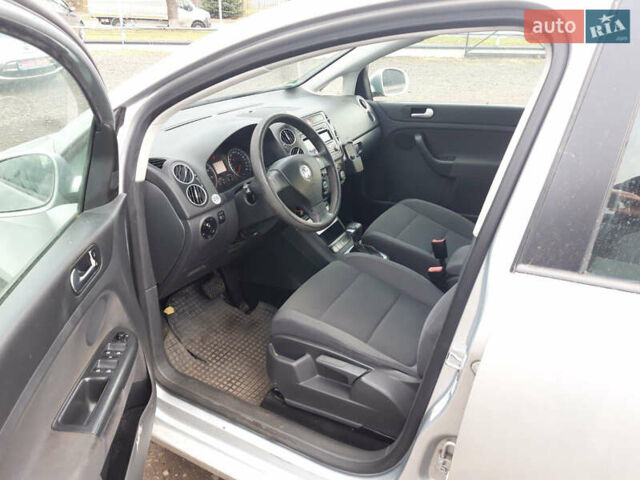 Серый Фольксваген Гольф Плюс, объемом двигателя 0 л и пробегом 190 тыс. км за 5999 $, фото 20 на Automoto.ua