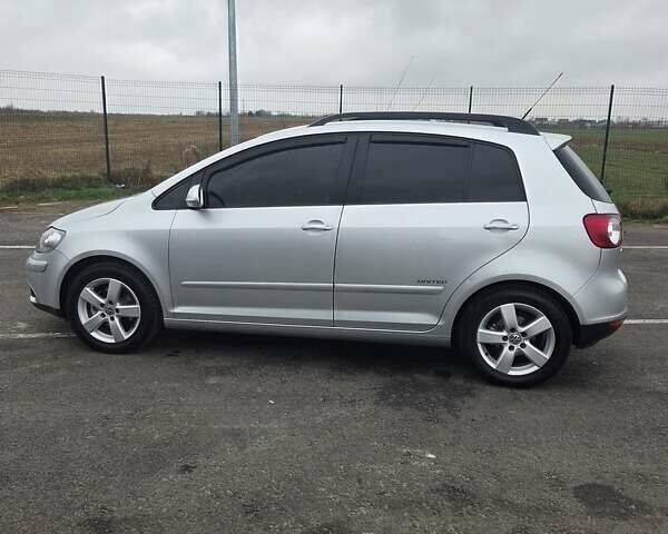 Серый Фольксваген Гольф Плюс, объемом двигателя 1.4 л и пробегом 211 тыс. км за 6400 $, фото 29 на Automoto.ua