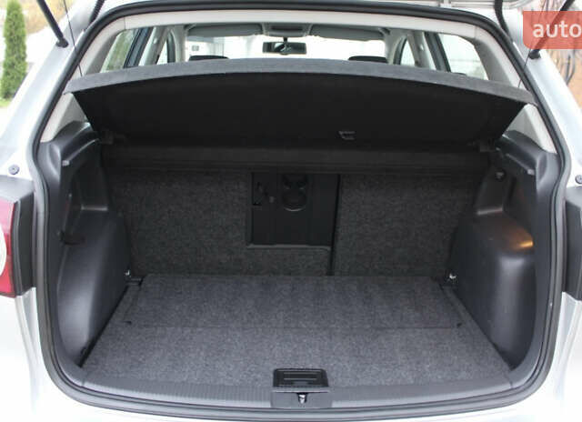 Серый Фольксваген Гольф Плюс, объемом двигателя 1.6 л и пробегом 210 тыс. км за 7500 $, фото 13 на Automoto.ua