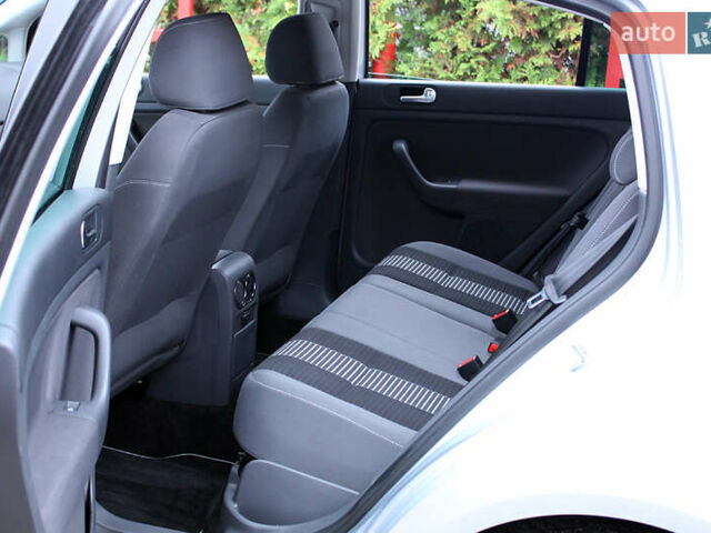 Серый Фольксваген Гольф Плюс, объемом двигателя 1.6 л и пробегом 189 тыс. км за 7800 $, фото 47 на Automoto.ua