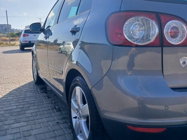Сірий Фольксваген Golf Plus, об'ємом двигуна 1.4 л та пробігом 180 тис. км за 6995 $, фото 7 на Automoto.ua