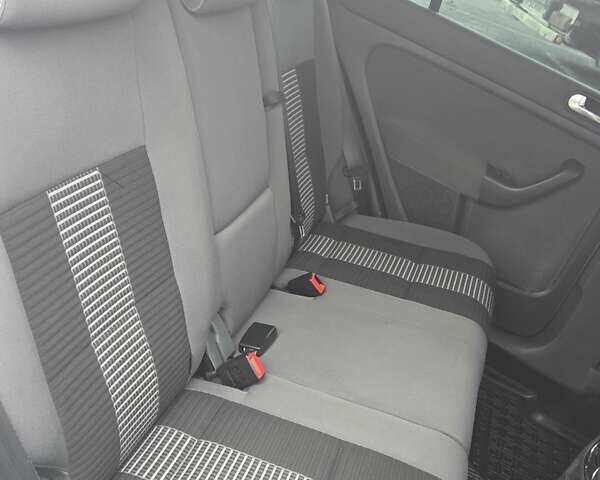 Серый Фольксваген Гольф Плюс, объемом двигателя 1.4 л и пробегом 211 тыс. км за 6400 $, фото 54 на Automoto.ua