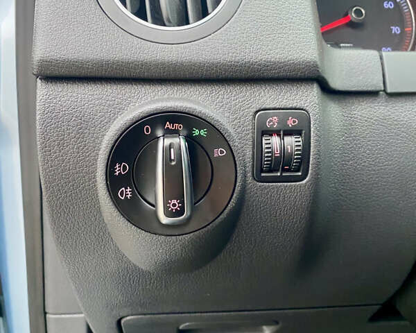 Серый Фольксваген Гольф Плюс, объемом двигателя 1.4 л и пробегом 199 тыс. км за 7500 $, фото 26 на Automoto.ua