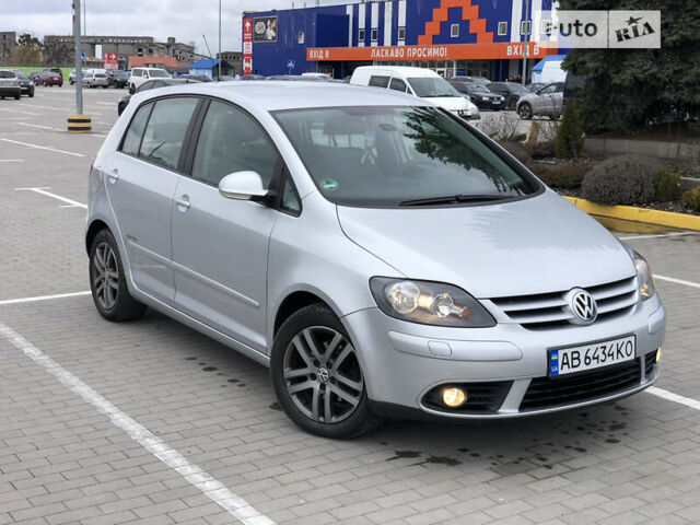 Сірий Фольксваген Golf Plus, об'ємом двигуна 1.6 л та пробігом 202 тис. км за 7300 $, фото 4 на Automoto.ua