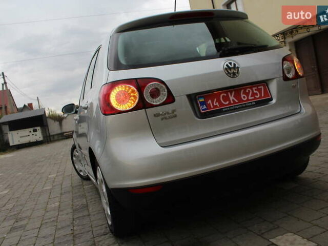 Фольксваген Гольф Плюс 2008 в Трускавце на Automoto.ua Серый Фольксваген Гольф Плюс, объемом двигателя 1.6 л и пробегом 195 тыс. км за 6790 $, фото 17 на Automoto.ua