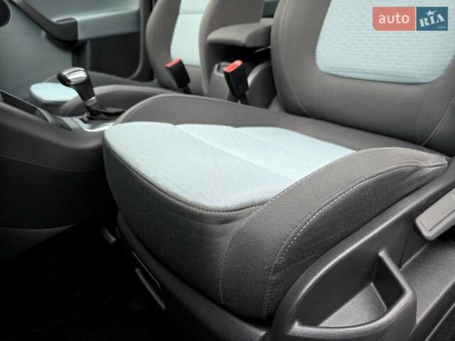 Серый Фольксваген Гольф Плюс, объемом двигателя 1.4 л и пробегом 121 тыс. км за 7400 $, фото 85 на Automoto.ua