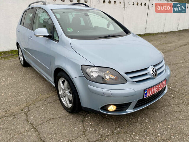 Серый Фольксваген Гольф Плюс, объемом двигателя 1.4 л и пробегом 199 тыс. км за 7500 $, фото 10 на Automoto.ua