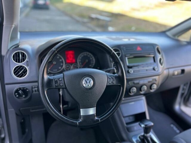 Сірий Фольксваген Golf Plus, об'ємом двигуна 1.4 л та пробігом 137 тис. км за 7950 $, фото 23 на Automoto.ua