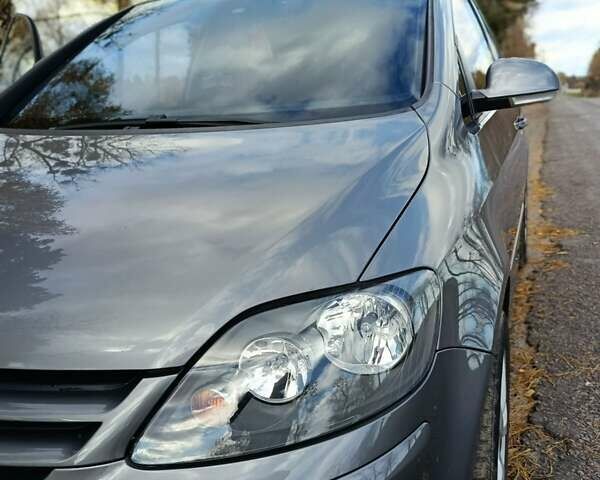 Фольксваген Гольф Плюс 2008 в Коростене на Automoto.ua Серый Фольксваген Гольф Плюс, объемом двигателя 1.6 л и пробегом 194 тыс. км за 6850 $, фото 14 на Automoto.ua