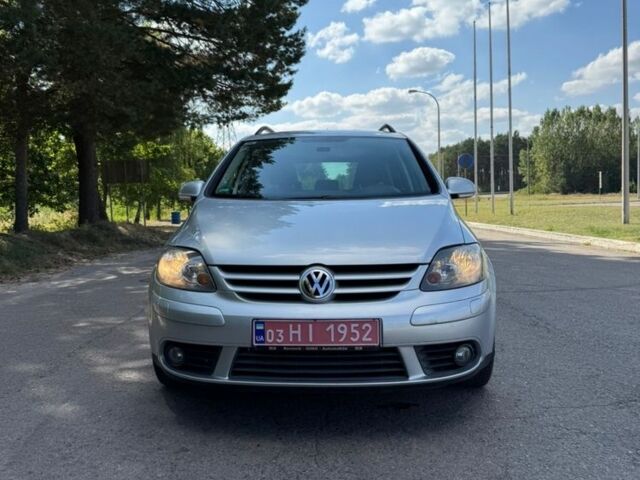 Серый Фольксваген Гольф Плюс, объемом двигателя 1.4 л и пробегом 181 тыс. км за 5700 $, фото 4 на Automoto.ua