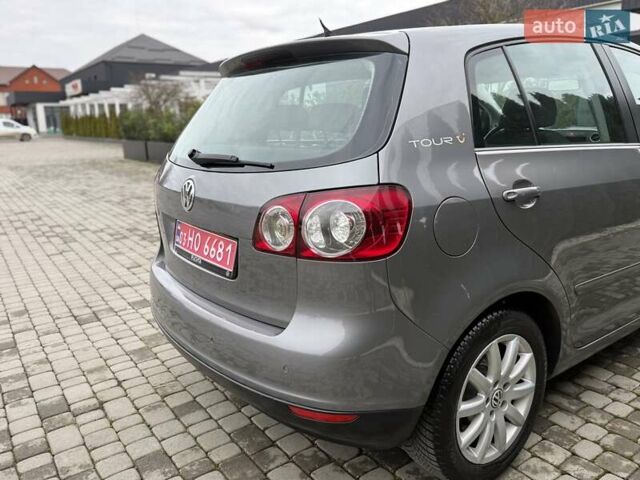 Серый Фольксваген Гольф Плюс, объемом двигателя 1.4 л и пробегом 155 тыс. км за 5700 $, фото 40 на Automoto.ua