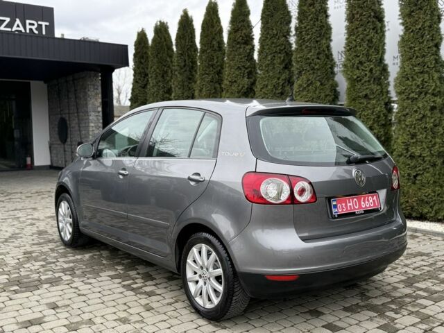 Серый Фольксваген Гольф Плюс, объемом двигателя 1.4 л и пробегом 155 тыс. км за 5700 $, фото 10 на Automoto.ua