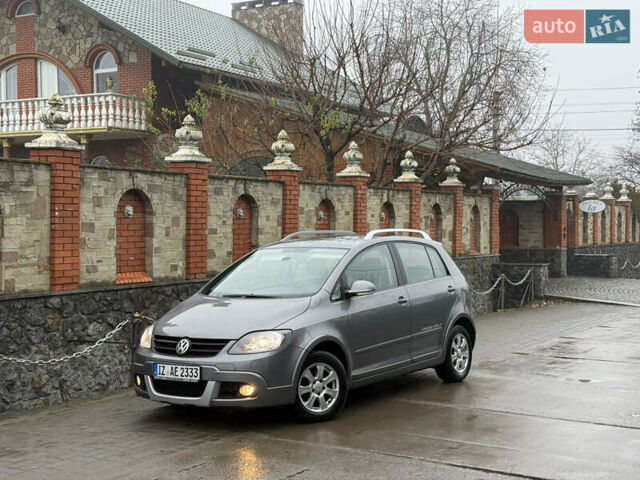 Серый Фольксваген Гольф Плюс, объемом двигателя 1.6 л и пробегом 225 тыс. км за 7399 $, фото 21 на Automoto.ua