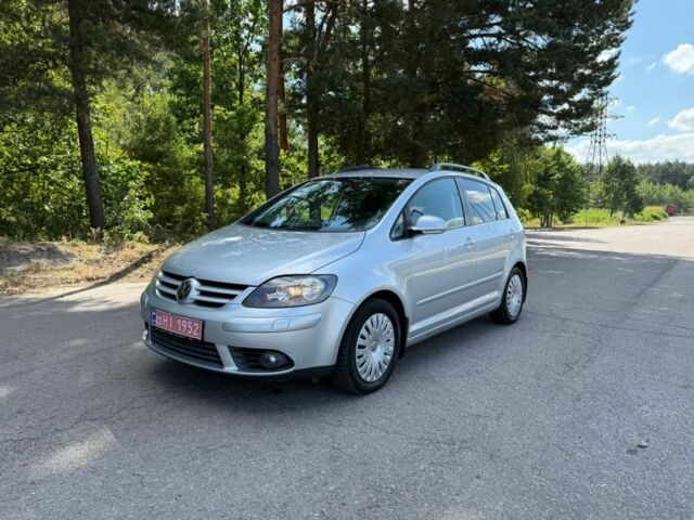 Серый Фольксваген Гольф Плюс, объемом двигателя 1.4 л и пробегом 181 тыс. км за 5700 $, фото 1 на Automoto.ua