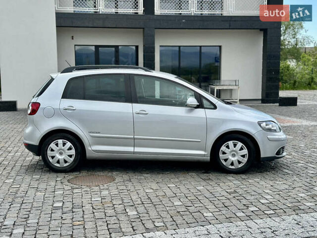 Серый Фольксваген Гольф Плюс, объемом двигателя 1.4 л и пробегом 225 тыс. км за 7550 $, фото 26 на Automoto.ua