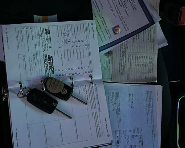 Серый Фольксваген Гольф Плюс, объемом двигателя 0 л и пробегом 221 тыс. км за 6300 $, фото 82 на Automoto.ua