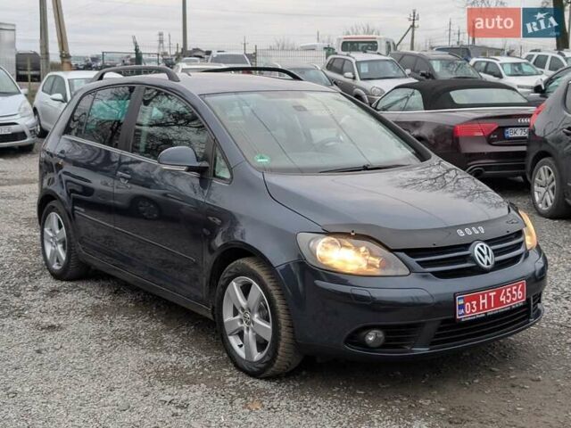 Серый Фольксваген Гольф Плюс, объемом двигателя 1.6 л и пробегом 159 тыс. км за 6950 $, фото 9 на Automoto.ua