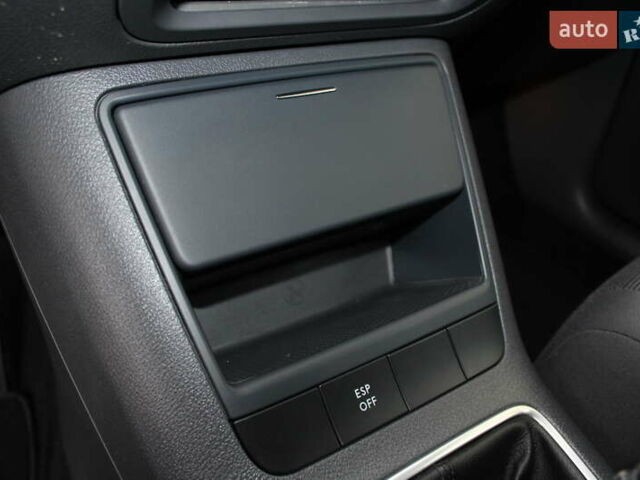 Фольксваген Гольф Плюс 2008 в Трускавце на Automoto.ua Серый Фольксваген Гольф Плюс, объемом двигателя 1.6 л и пробегом 195 тыс. км за 6790 $, фото 75 на Automoto.ua