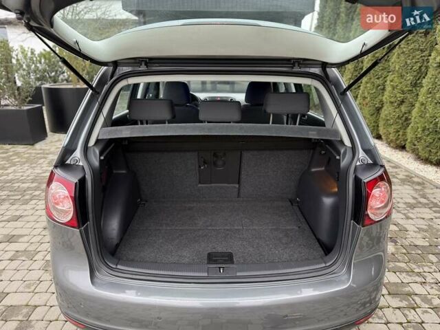 Серый Фольксваген Гольф Плюс, объемом двигателя 1.4 л и пробегом 155 тыс. км за 5700 $, фото 83 на Automoto.ua