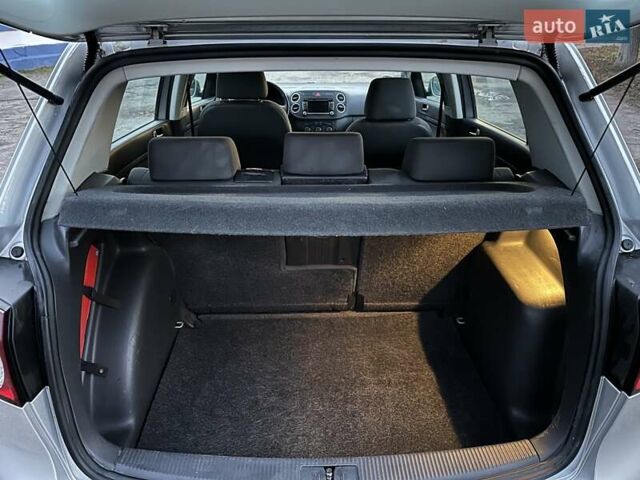 Серый Фольксваген Гольф Плюс, объемом двигателя 1.6 л и пробегом 144 тыс. км за 8200 $, фото 26 на Automoto.ua