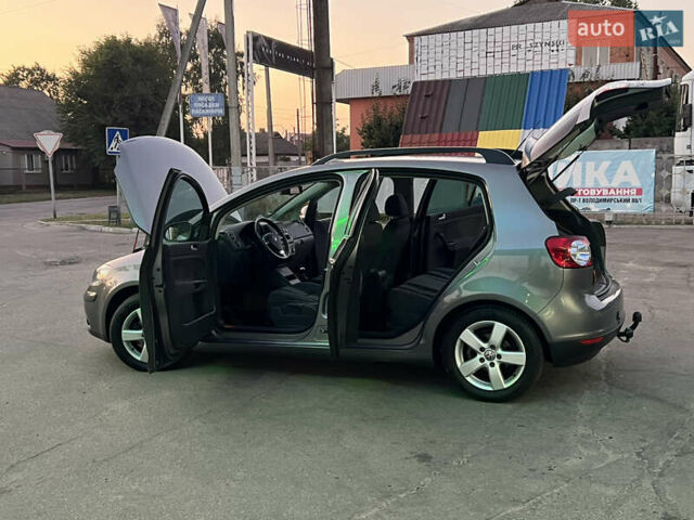 Серый Фольксваген Гольф Плюс, объемом двигателя 0 л и пробегом 221 тыс. км за 6300 $, фото 74 на Automoto.ua